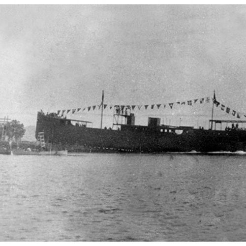 Construction du Baron Dhanis sur le Lac Tanganijka