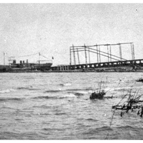 Construction du Baron Dhanis sur le Lac Tanganijka