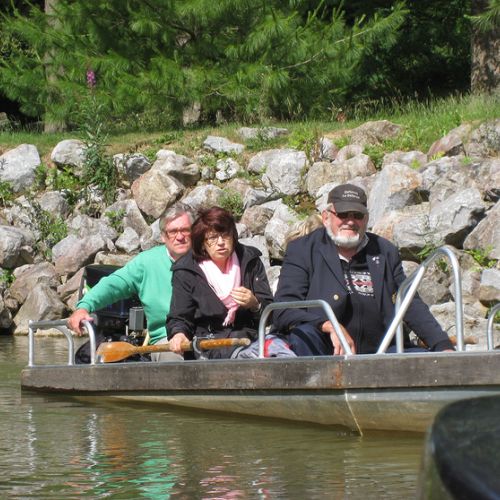 Les barques électriques de Nismes