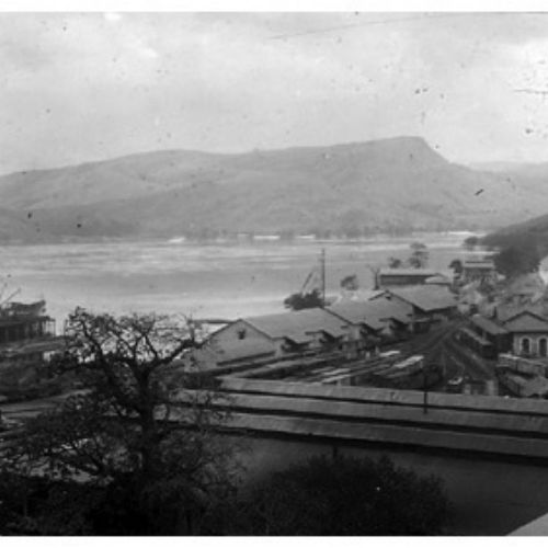 Un coin de Matadi (diap sur verre coll. J-L Gabriel)